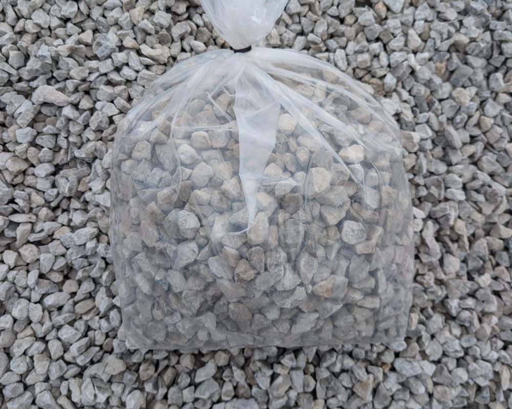 Bagged 3/4″ Clear Stone